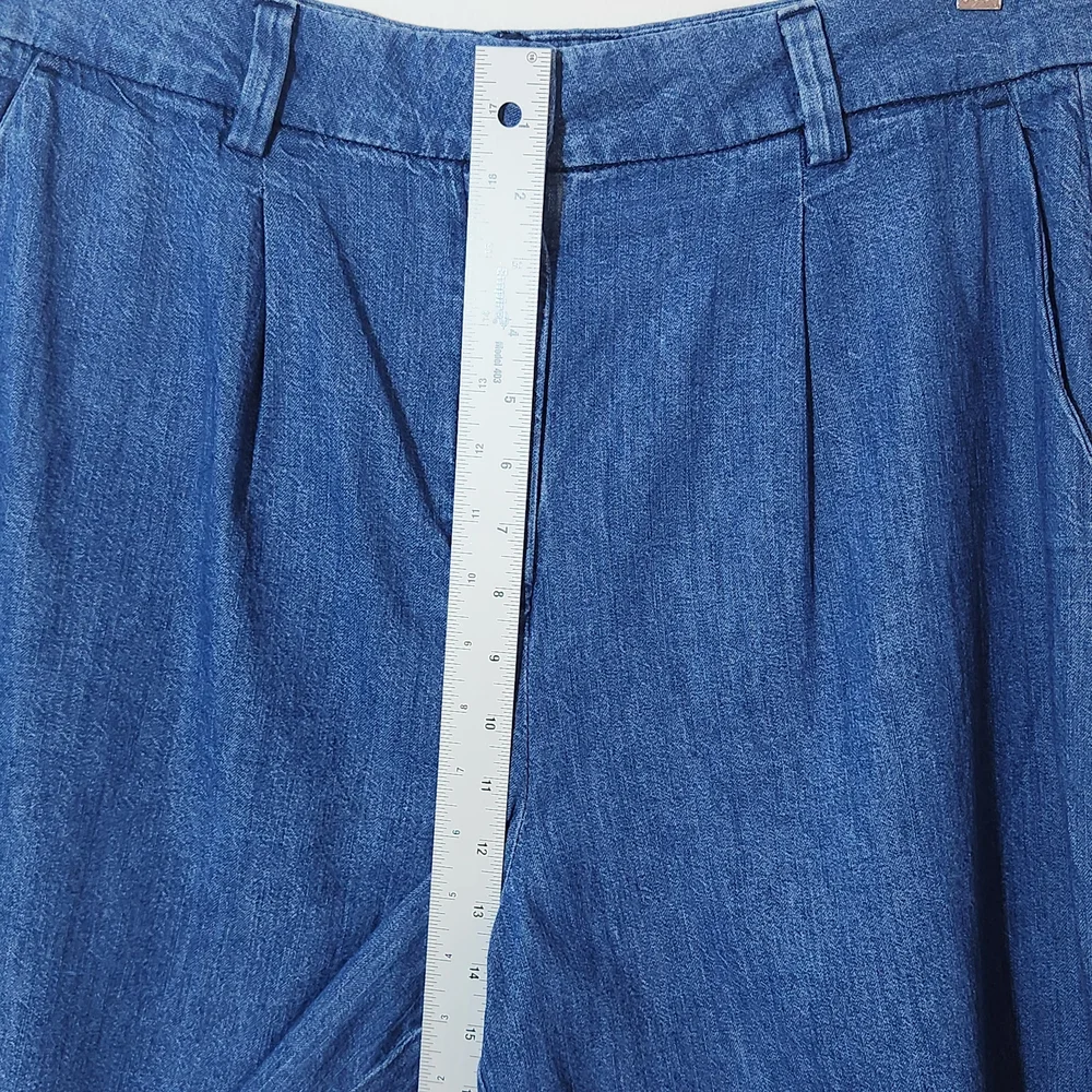 Old Navy these jeans