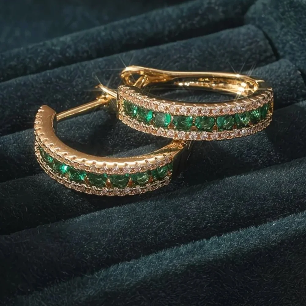 N/A elegant gold