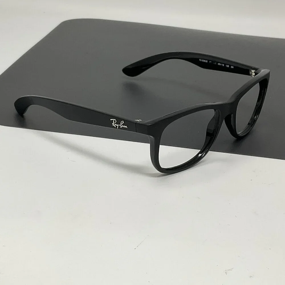 Ray-Ban frame very