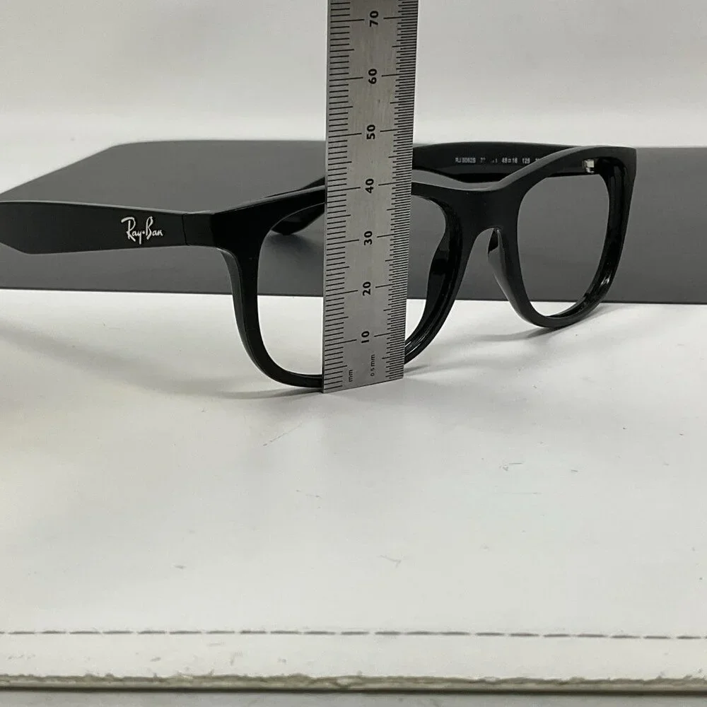 Ray-Ban frame very