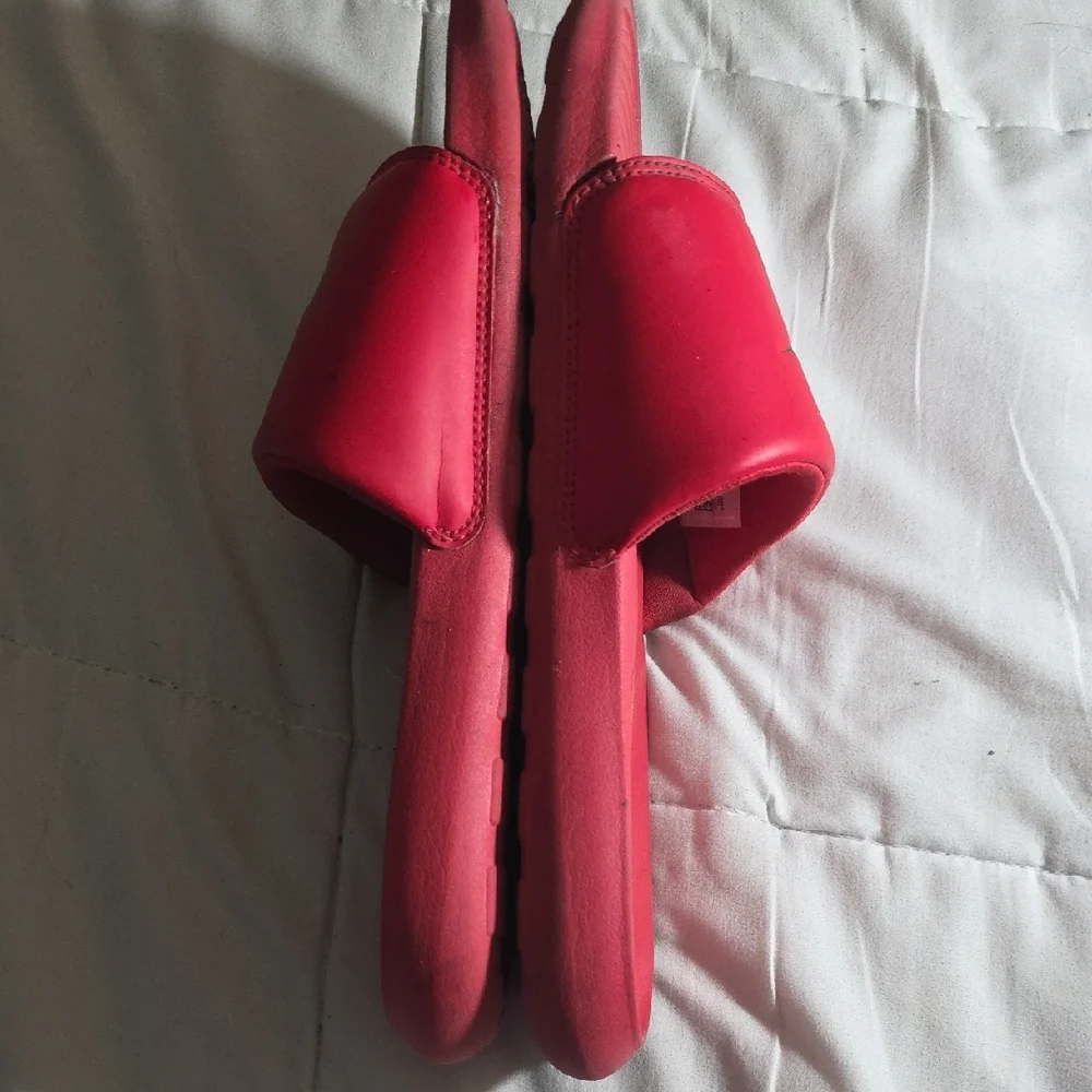 Nike Classic Red Slides Size 8