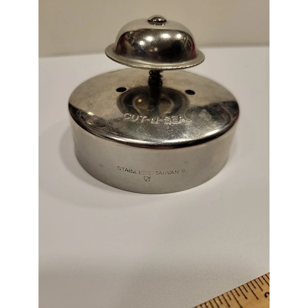 The Pampered Chef Cut-N-Seal 3.5