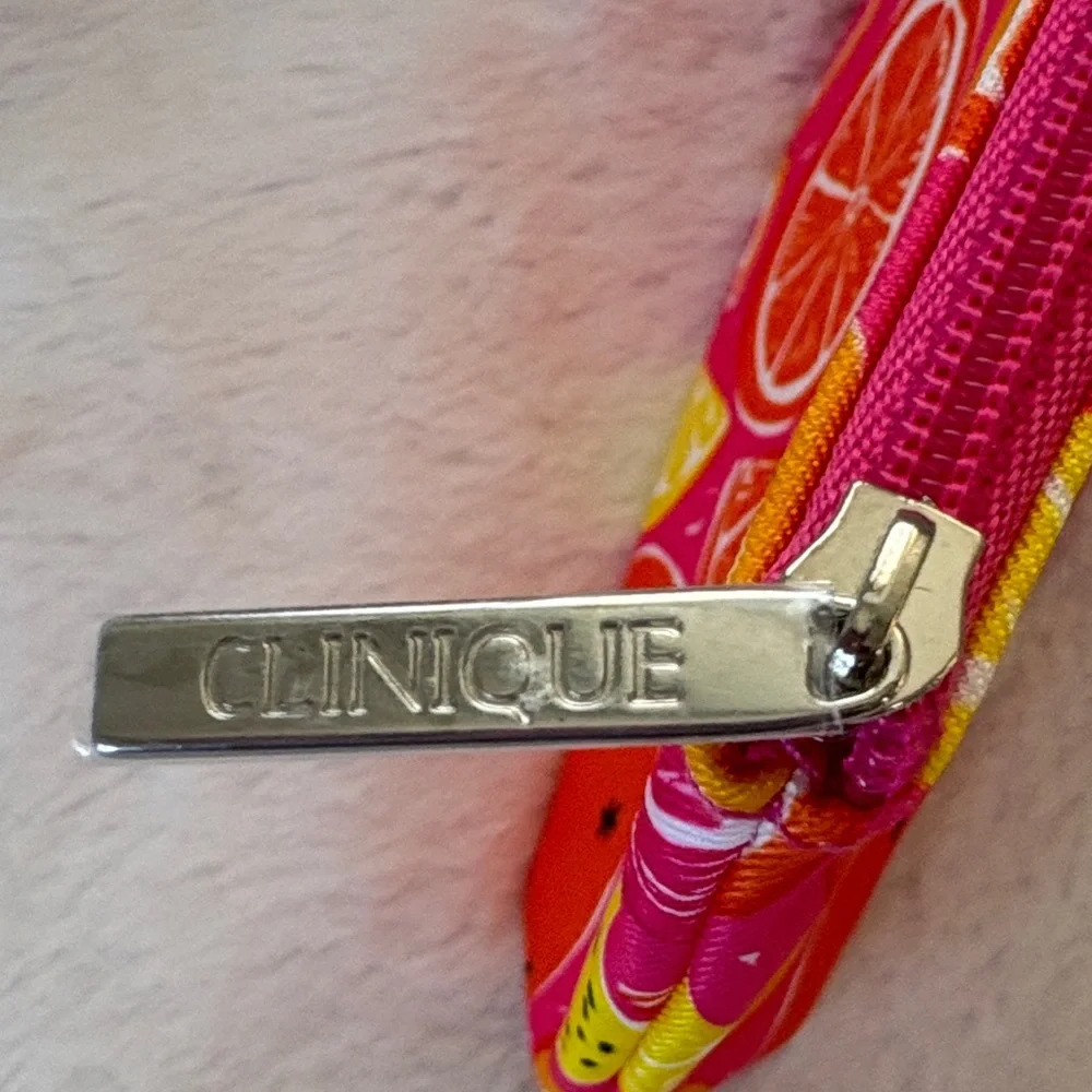 Clinique nwot vibrant