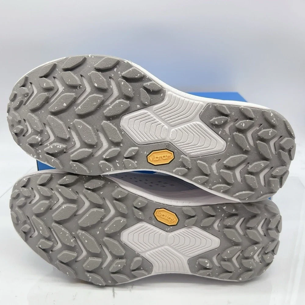 Hoka One One hoka one