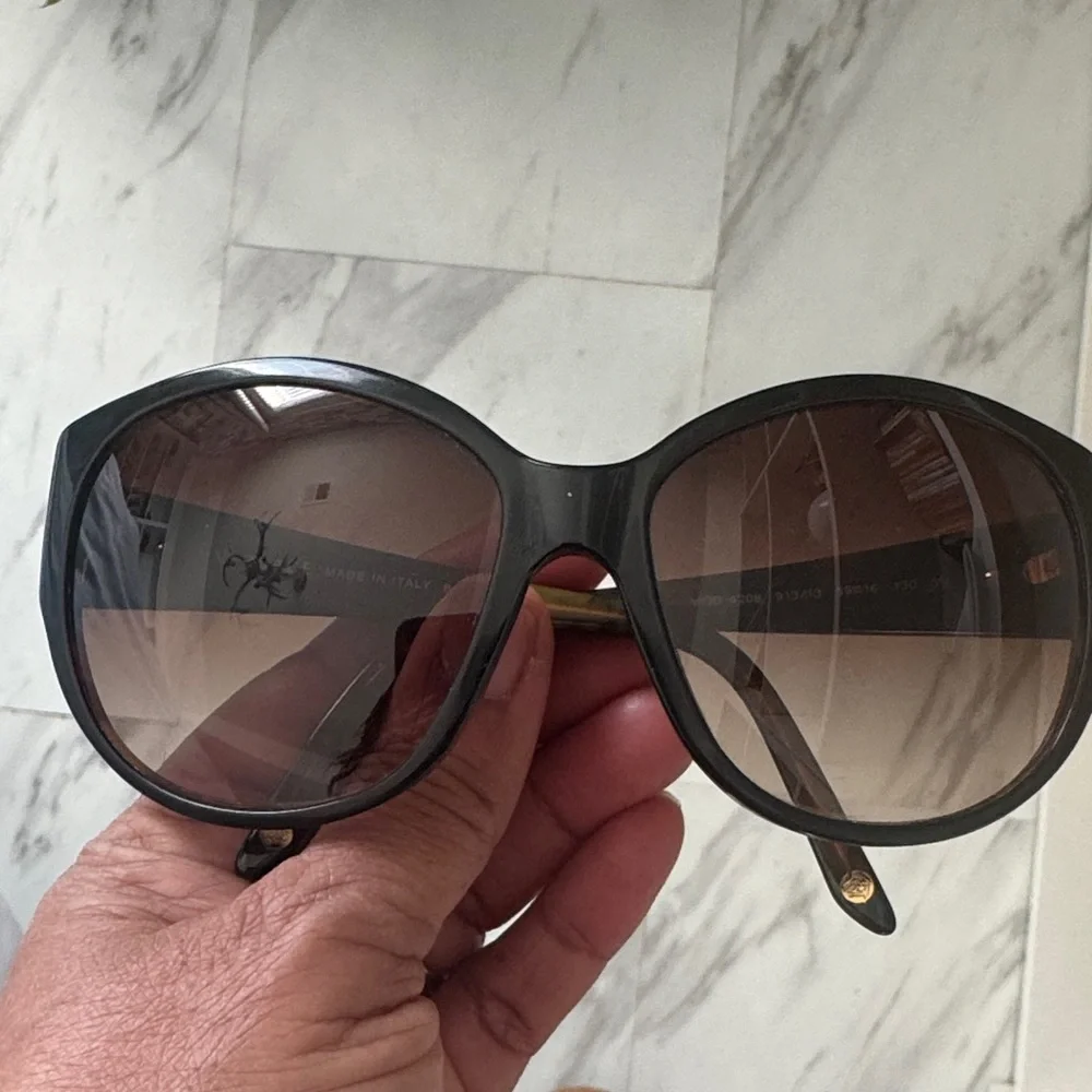 Versace chic tortoise