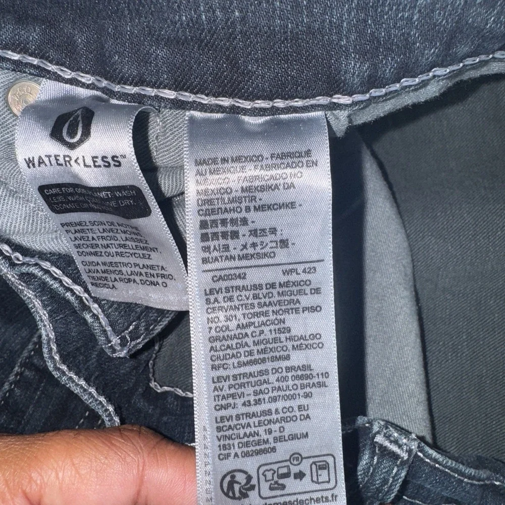 Levis levi 559