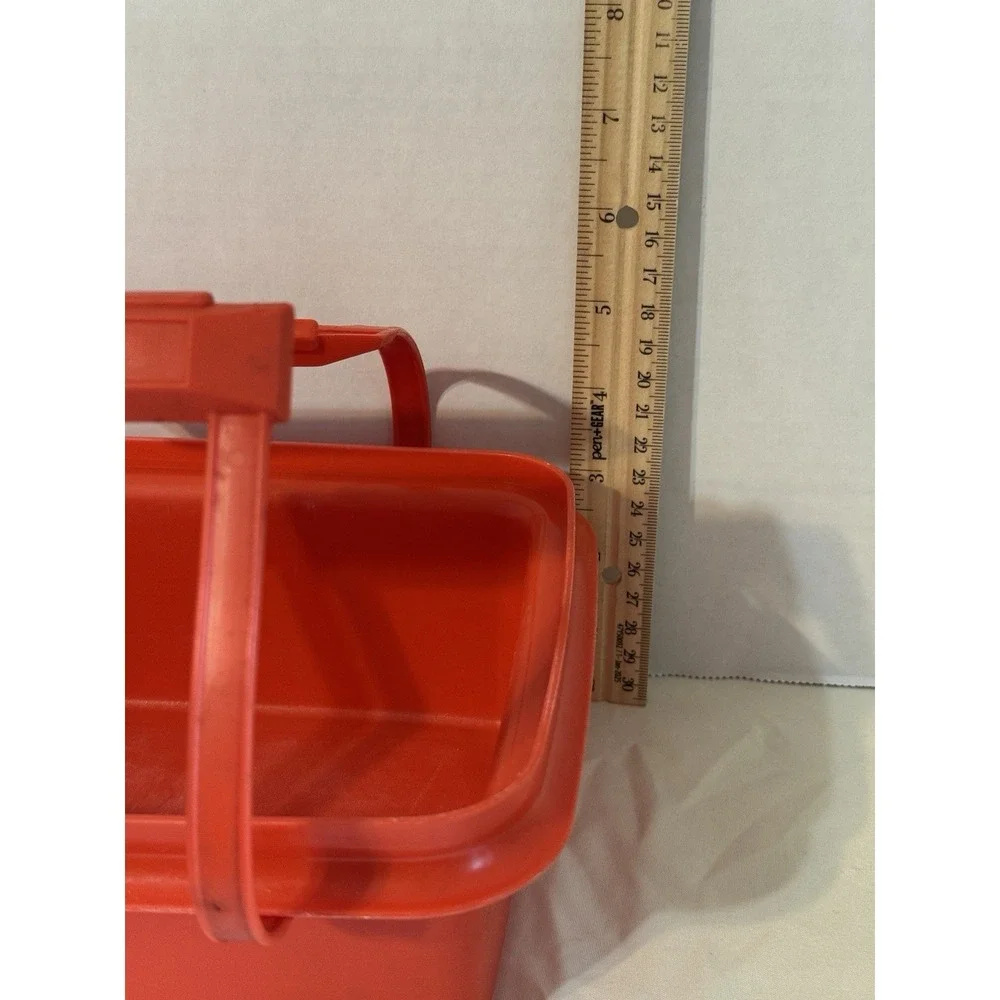 Tupperware frosted compact