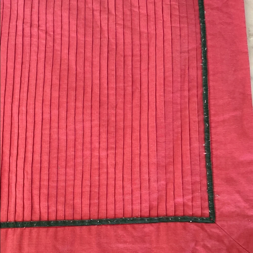 Vintage charming red