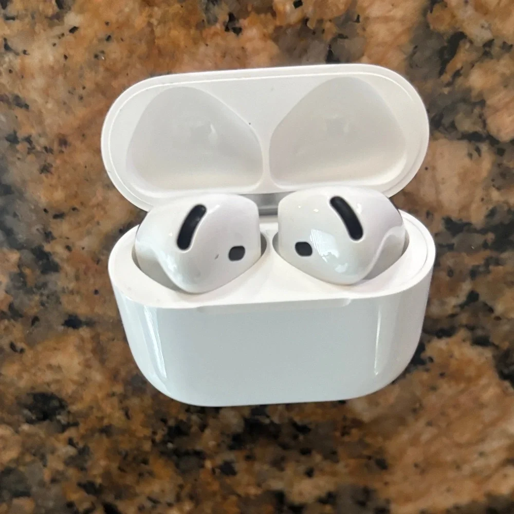 Apple enjoy premium