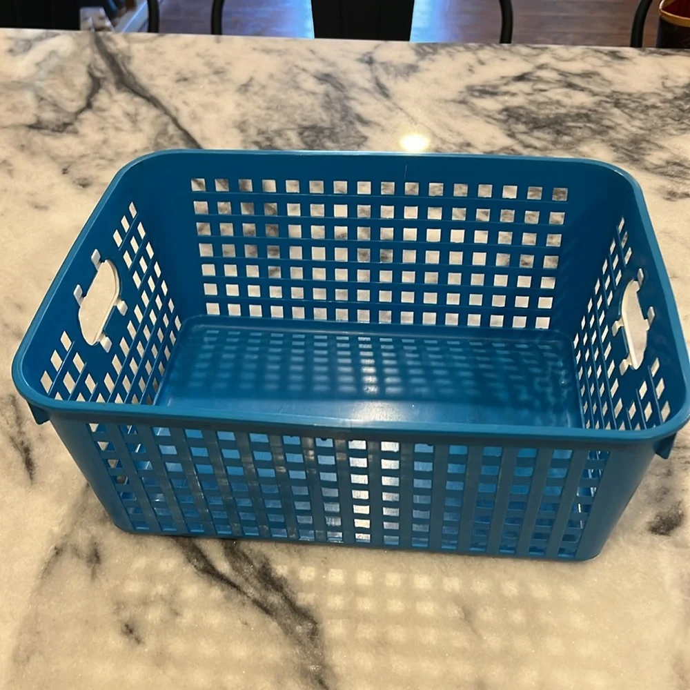 N/A basket blue