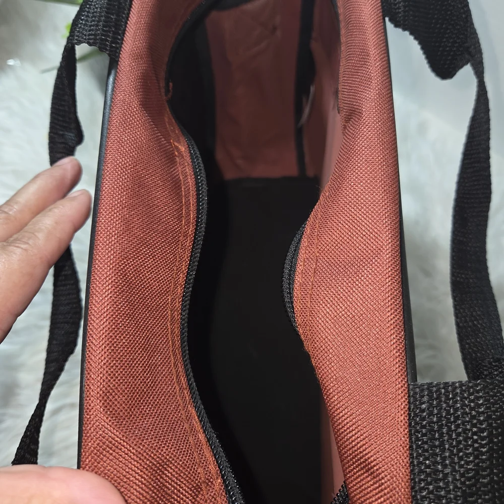 protocol travel style