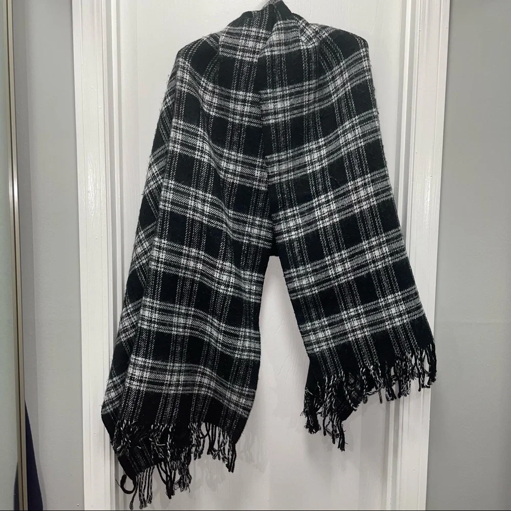Preston & York Blanket Scarf Plaid Fringe Tassel Hem Striped Reversible Shaw