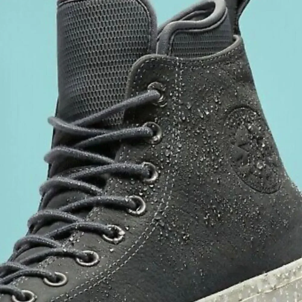 Converse step out