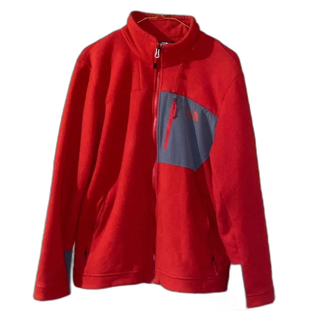 The North Face Men’s Fleece Jacket in Red and Grey