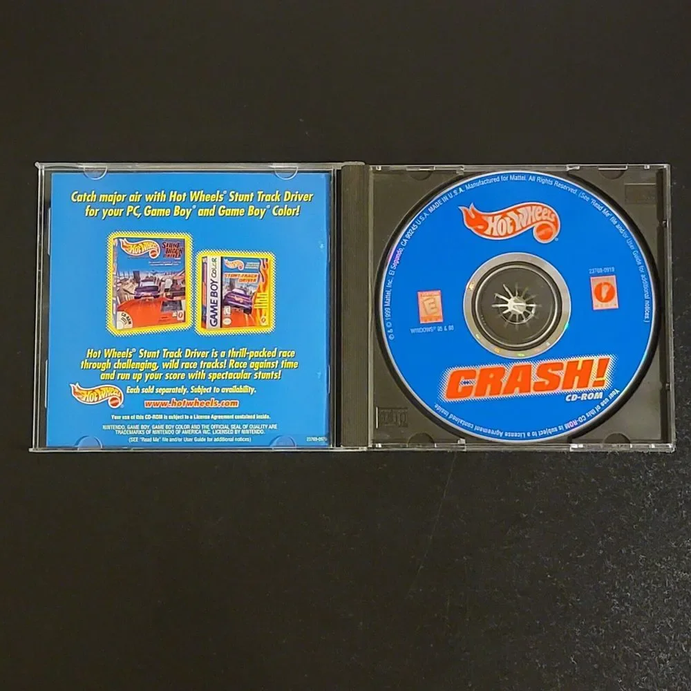 VTG PC CD-Rom 4‎ Games Carnivores / Atlantis / Deer Hunter / Hot Wheels Crash
