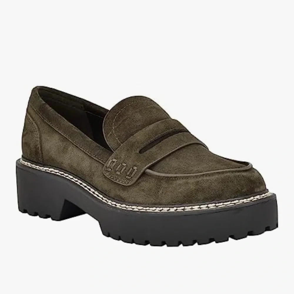 Calvin Klein sleek essential