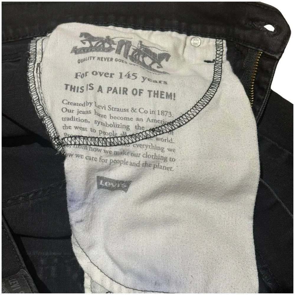 Levis description levis
