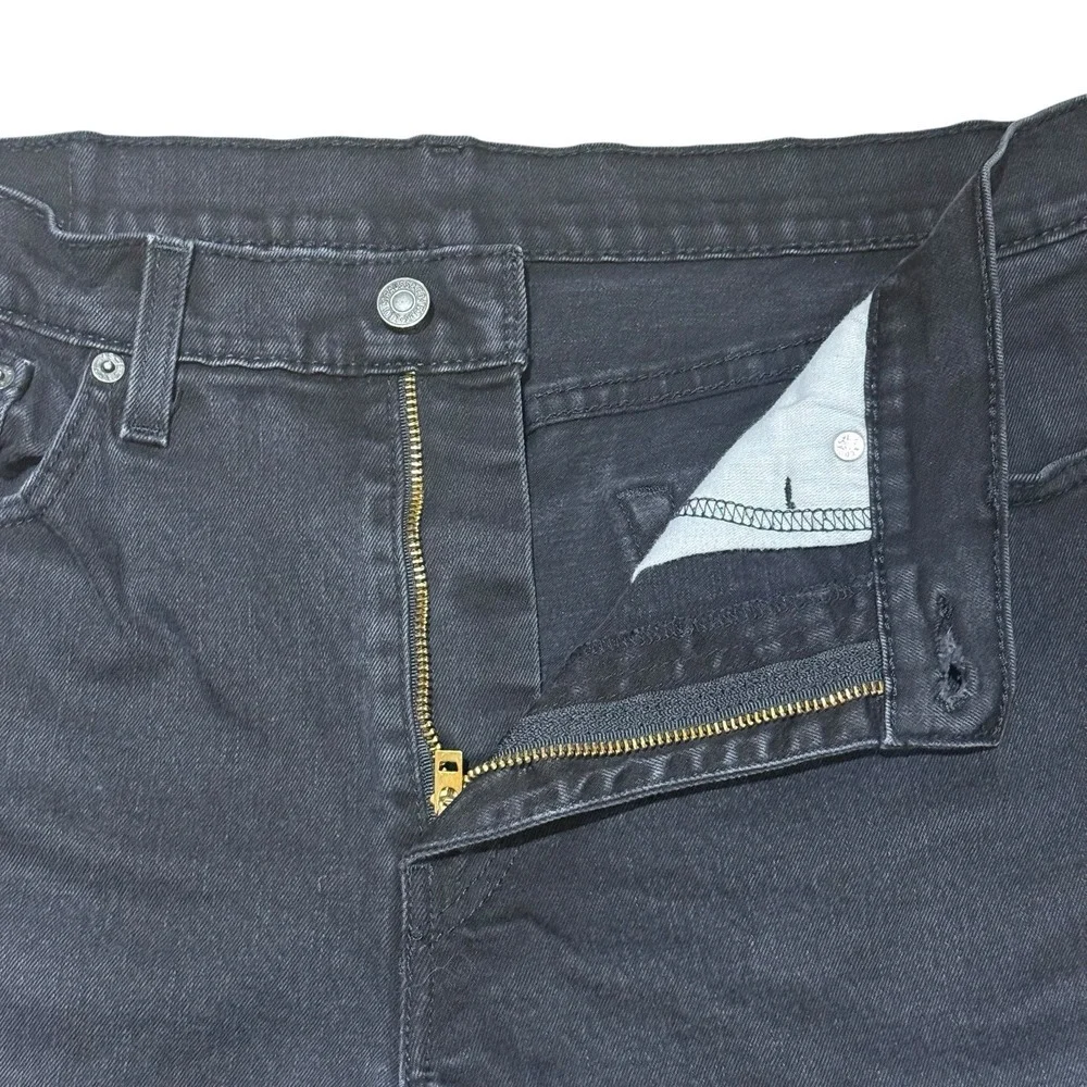 Levis description levis