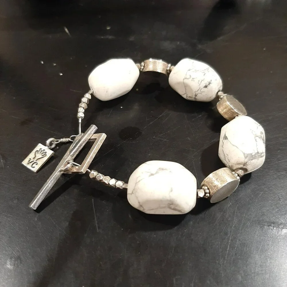 Suki 925 Chunky White Howlite Silver Beaded Bracelet With Toggle Clasp Size 6.5