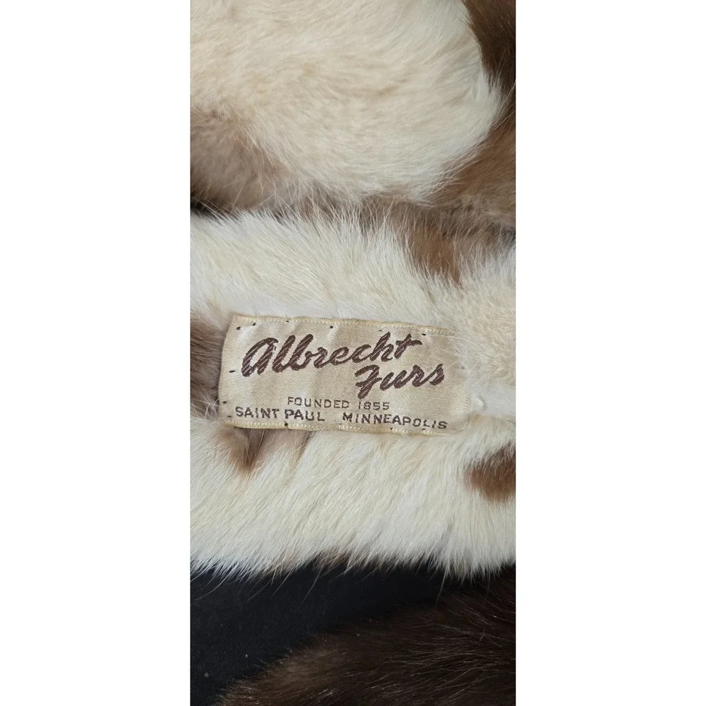 Large Brown 4 pelt Albrecht Furs St. Paul, Minnesota Sable Stole