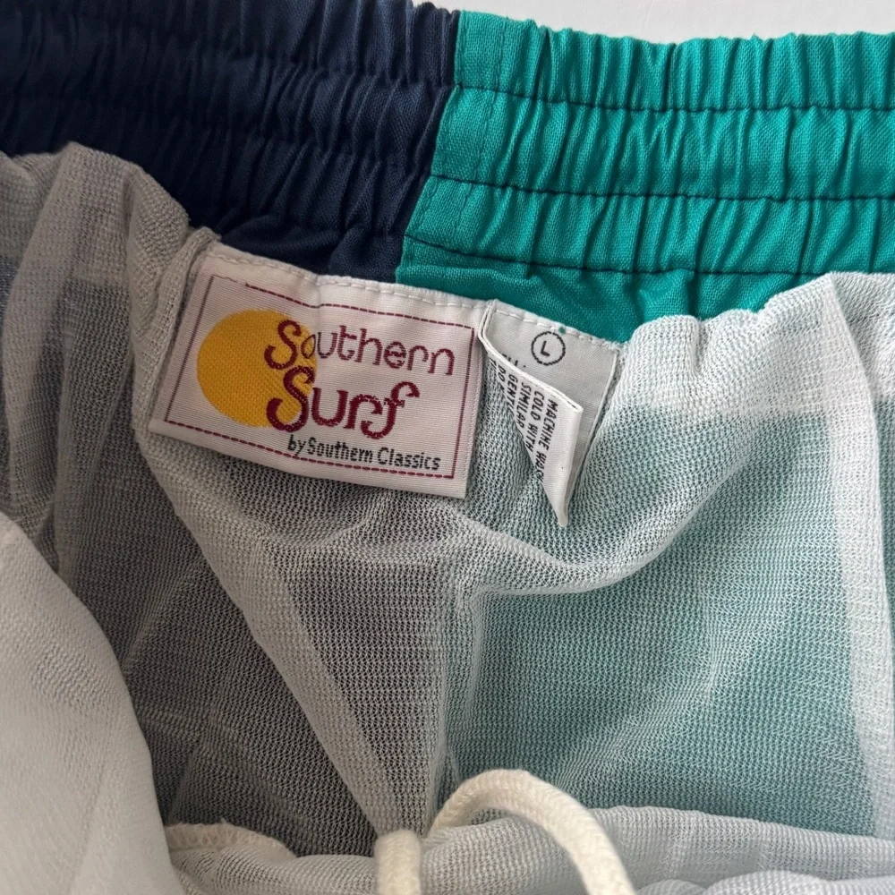Southern Surf stylish colorblock