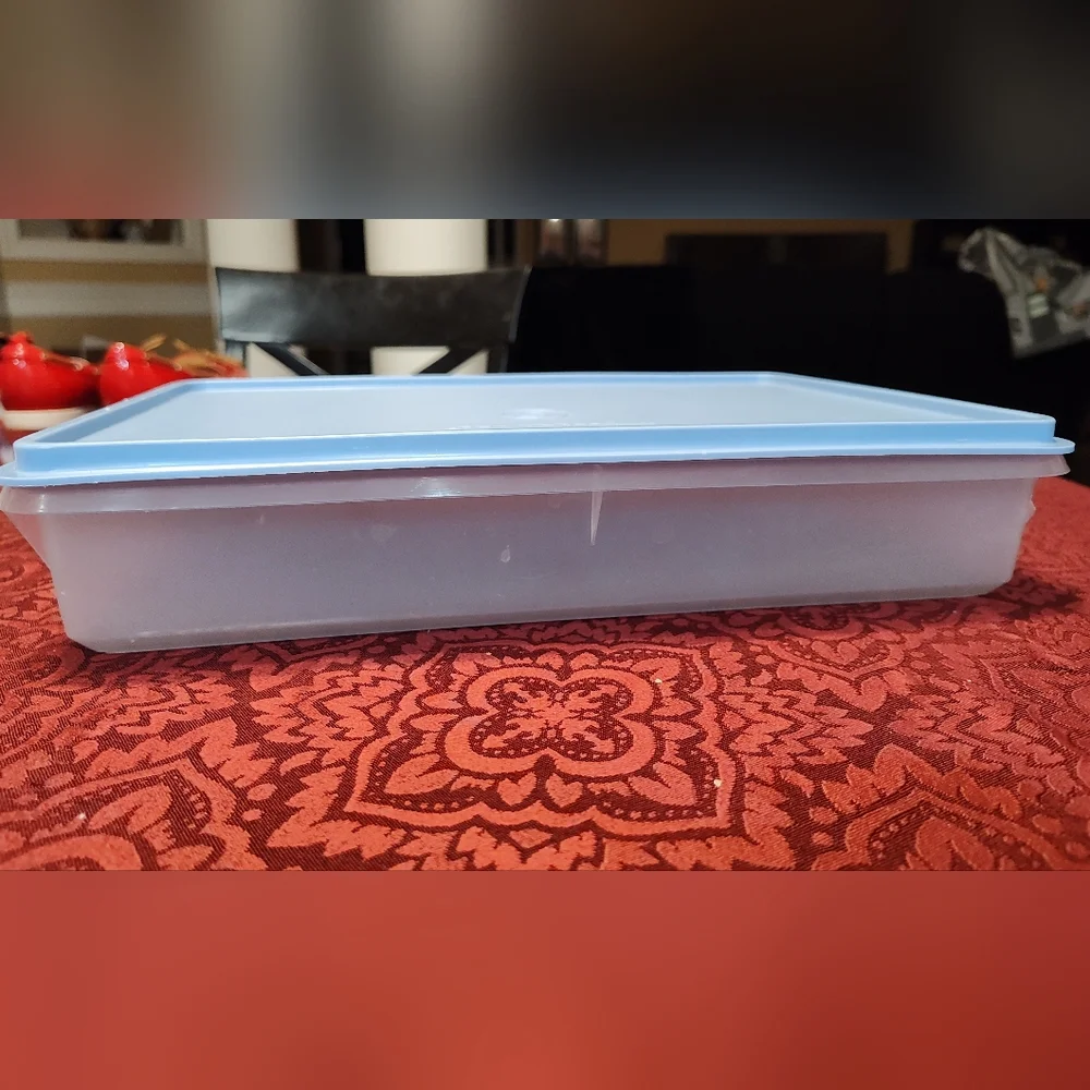 Tupperware vintage light