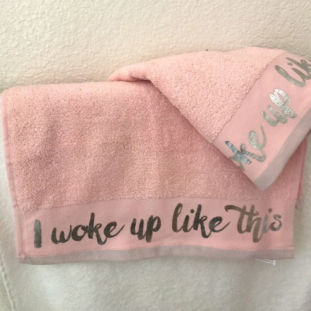 Cosmopolitan pink hand towels set of two