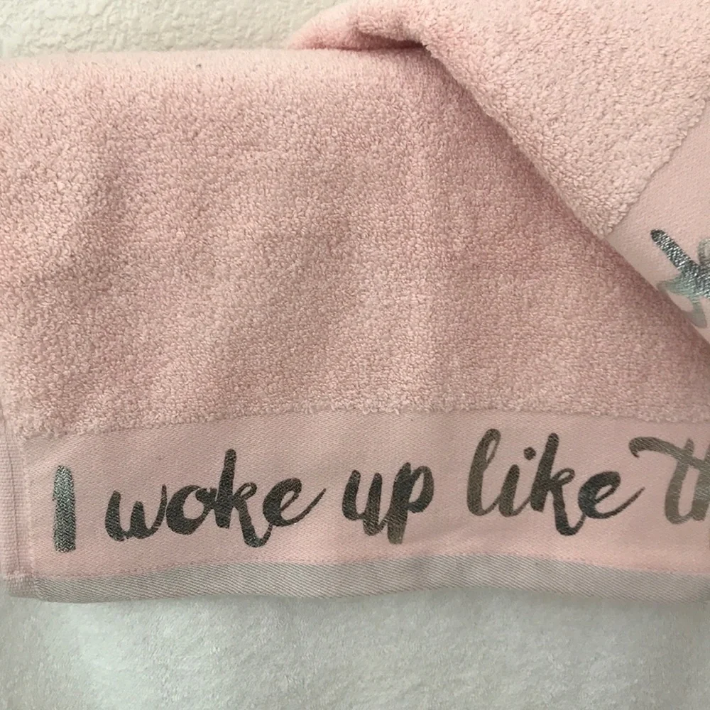 Cosmopolitan pink 💗may towel