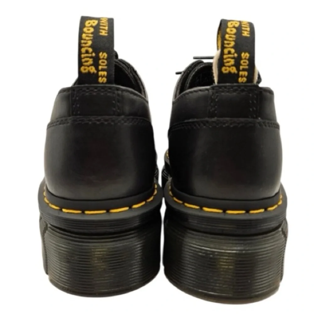 Dr. Martens sleek black