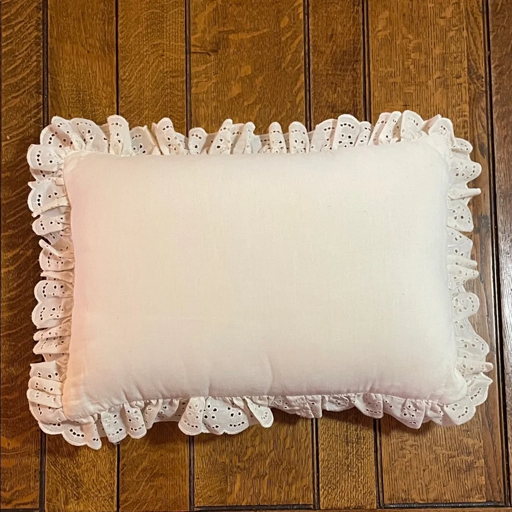 Vintage floral embroidered