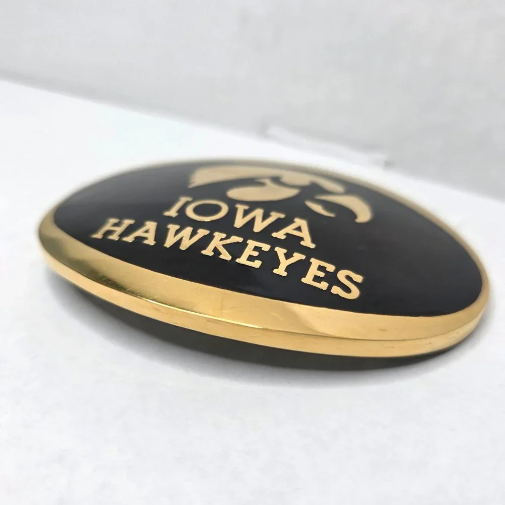 Award Design Medals showcase your