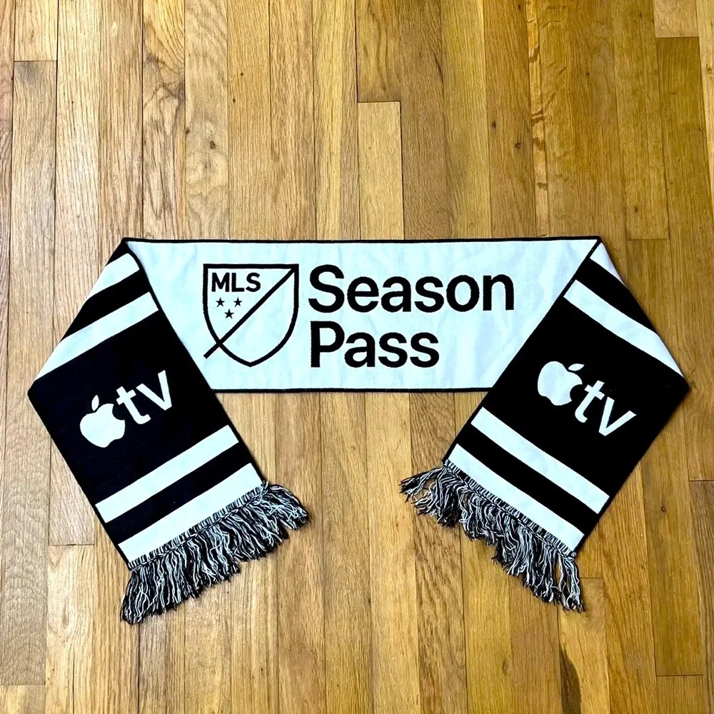 MLS 2023 Soccer Scarf – Apple TV+ Season Pass Black & White| RARE⚽️ NWT