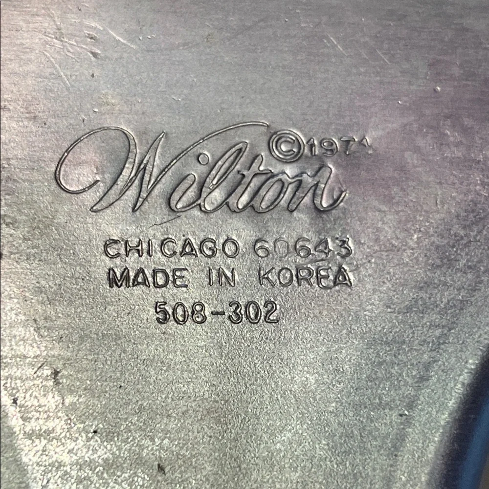 Wilton durable muffin
