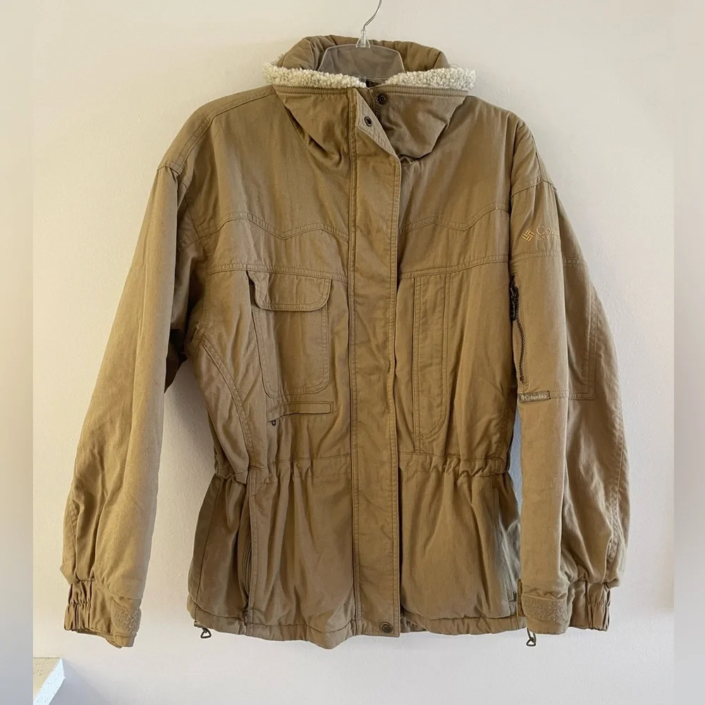 VINTAGE Columbia Sportswear Company 90s women’s tan jacket size Medium