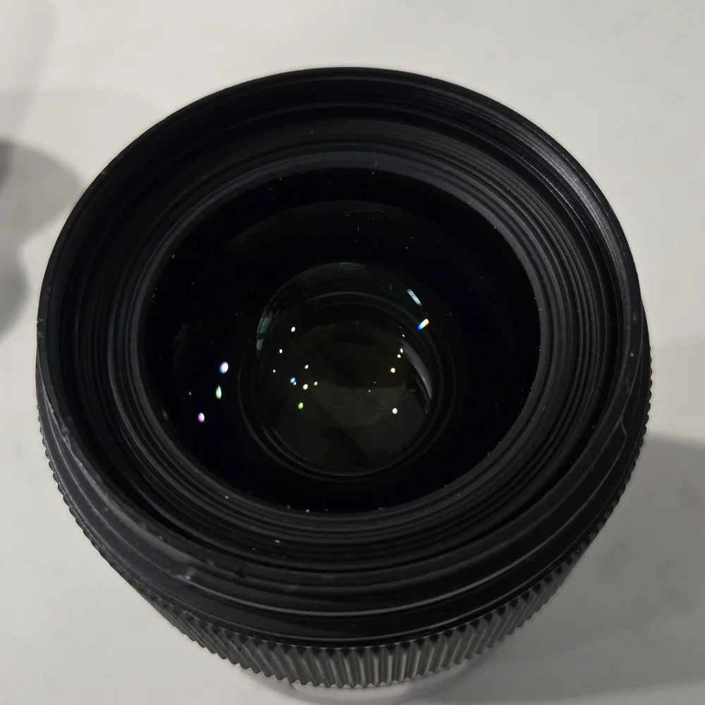 Sigma 35mm f/1.4 DG HSM ART Lens for Canon EOS Cameras With Lens Hood + Pouch