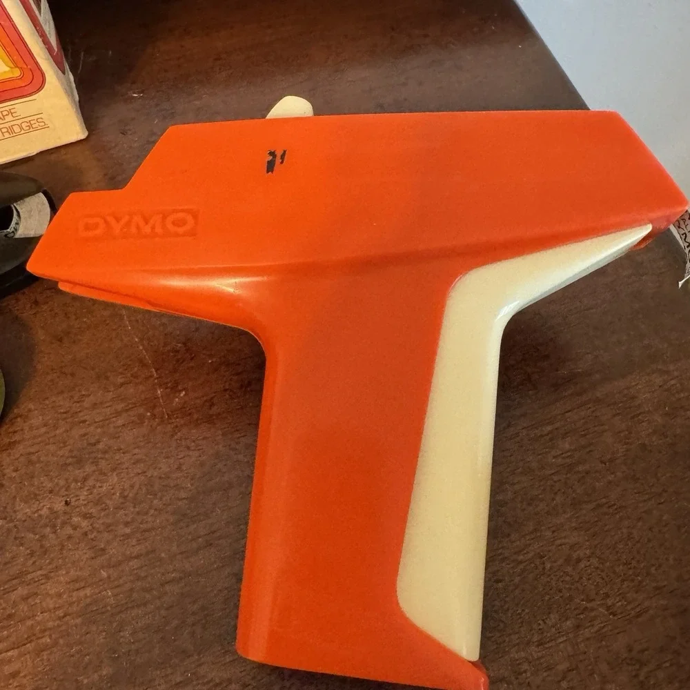 Dymo vintage 1800