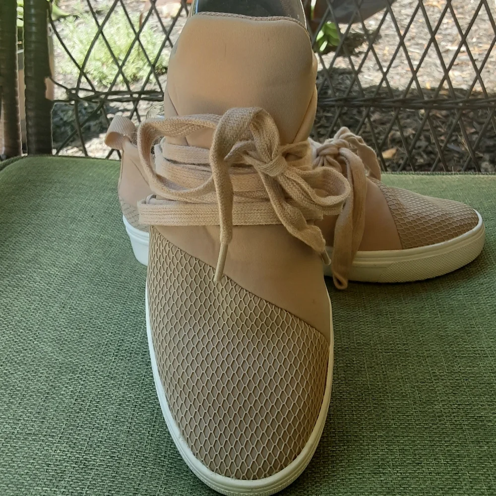 Steve Madden steve madden