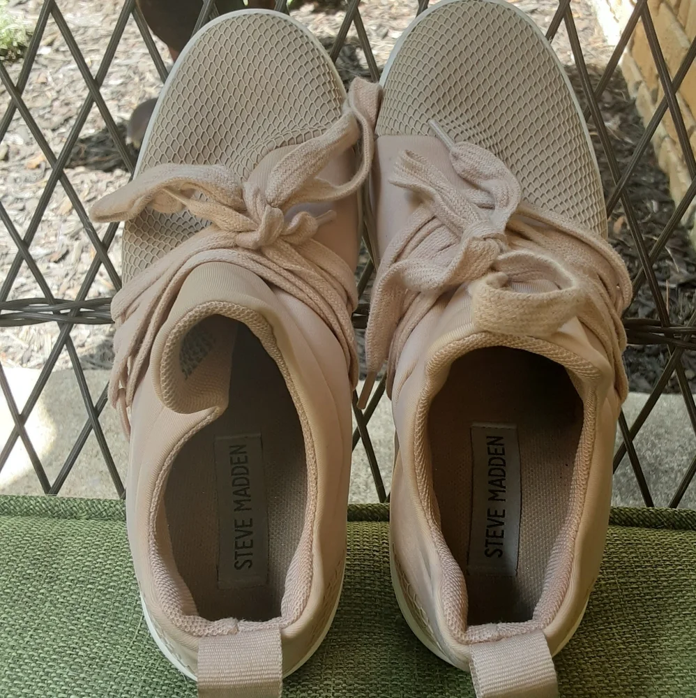 Steve Madden steve madden