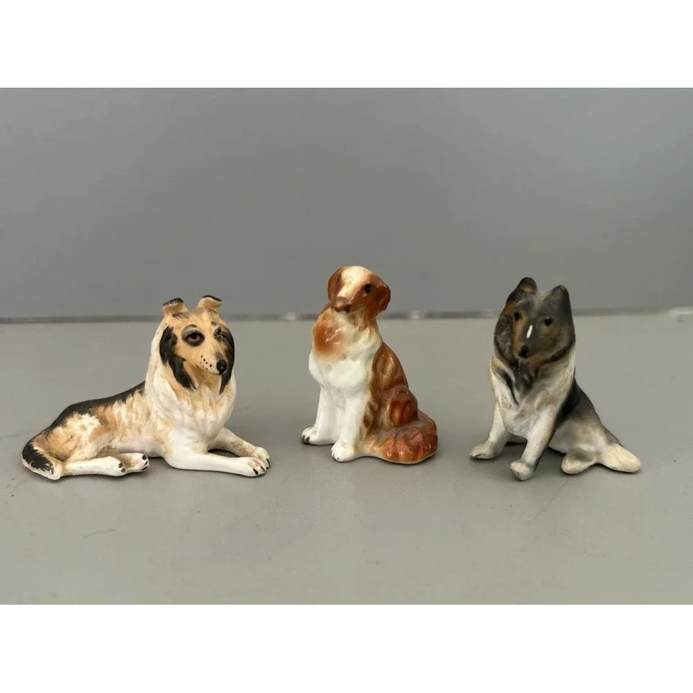 Vintage Lot of Ceramic Collie Dog Porcelain Figurines Sitting Laying Miniatures