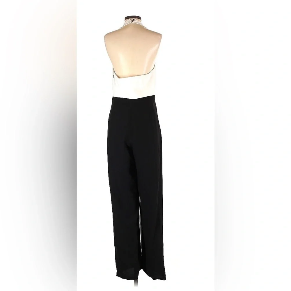 Cynthia Steffe front leg waist
