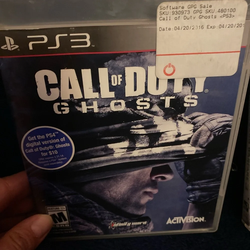 Sony PlayStation 3 Call of Duty Game Bundle - Black and White