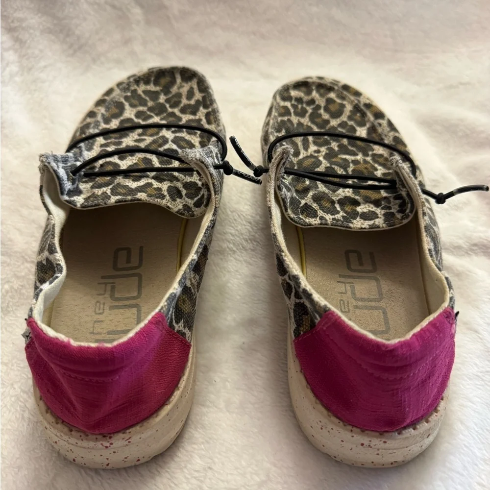 Hey Dude Kids Leopard Print Moccasins with Pink Heel