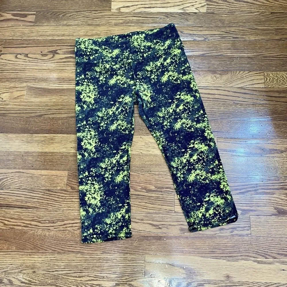 Alo Yoga flat halfway