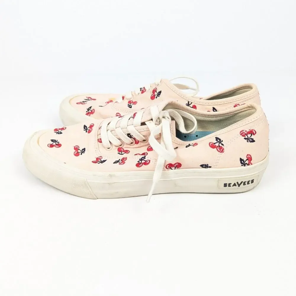 SeaVees crew embroidered