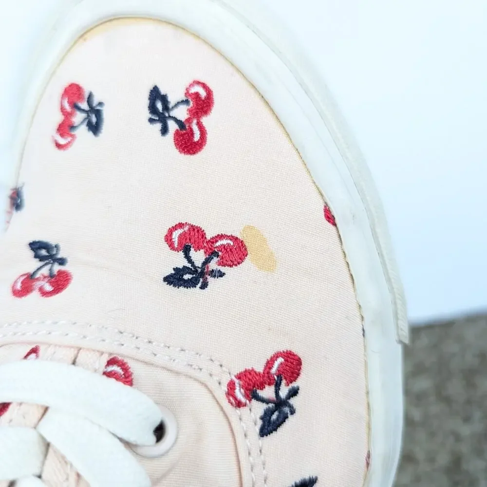 SeaVees crew embroidered