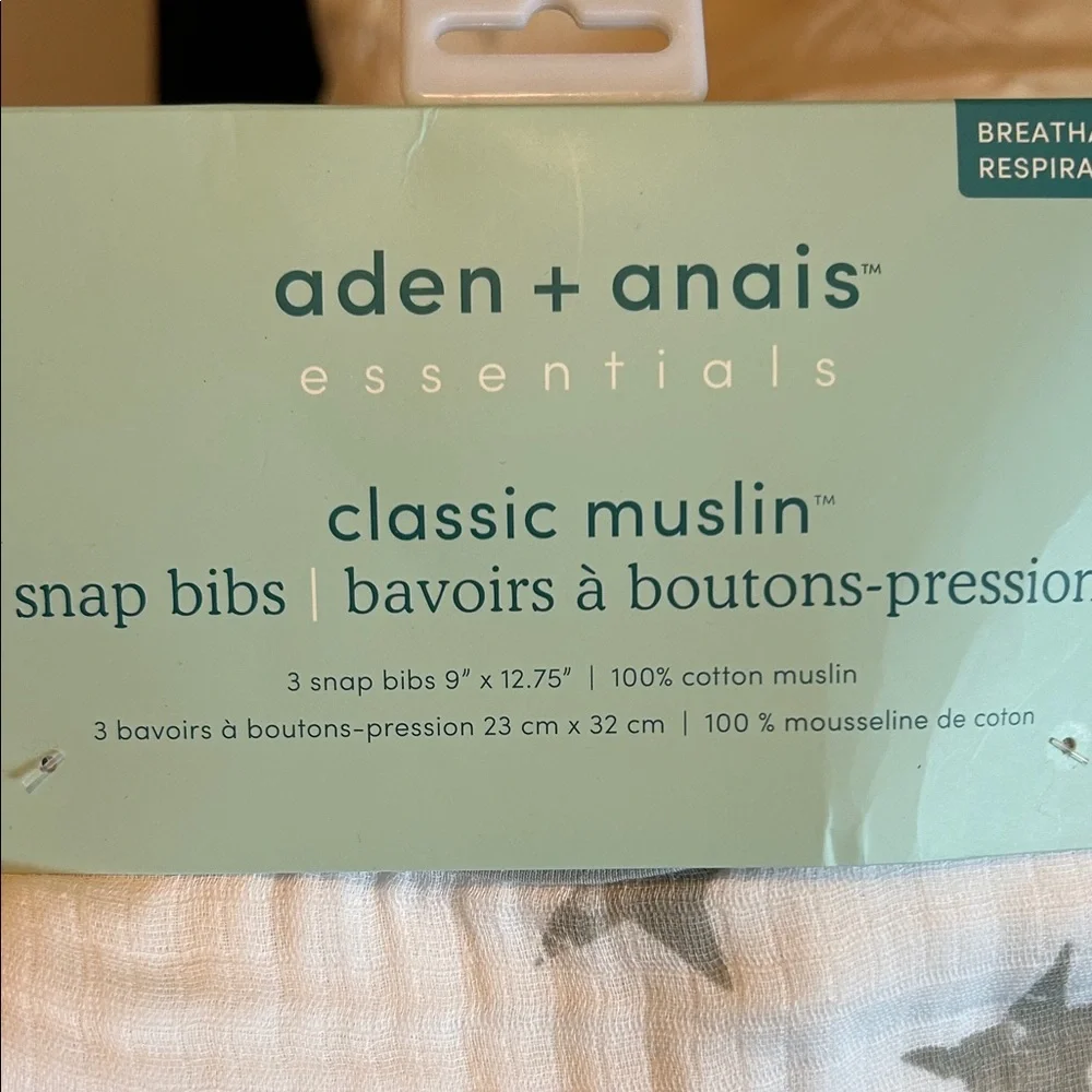 aden + anais Classic Muslin Snap Bibs - Gray Star Pattern