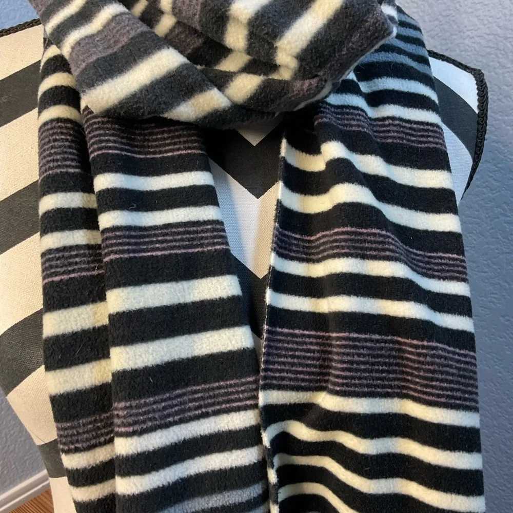 Old Navy cozy scarf