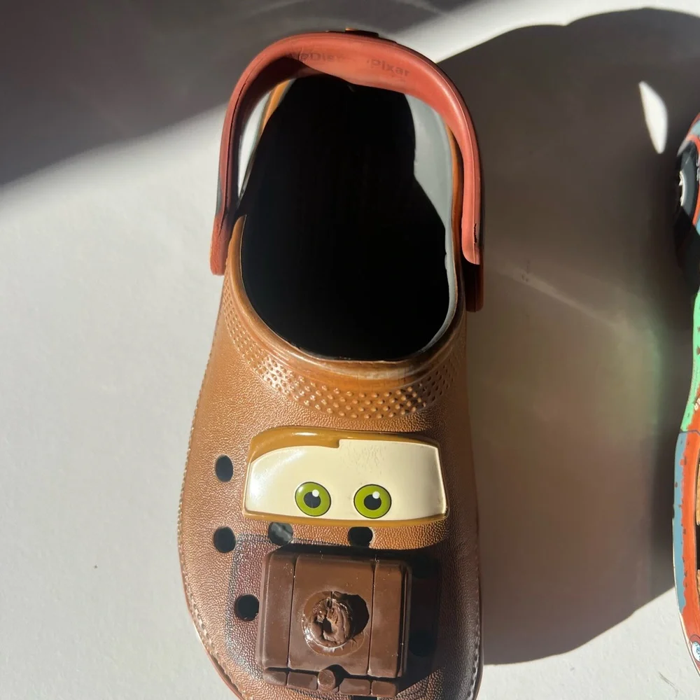 CROCS breathable pictures top