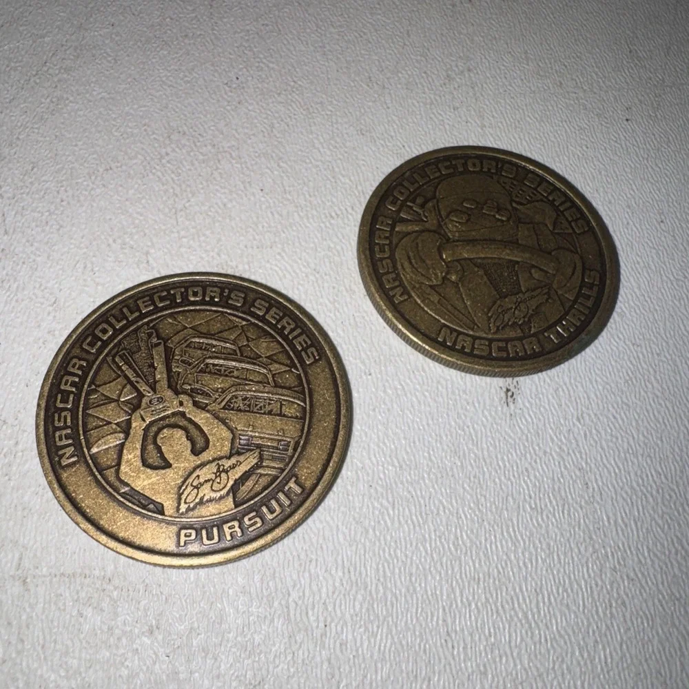 Nascar Collector Series 1st Edition PURSUIT Challenge Coin And Thrills