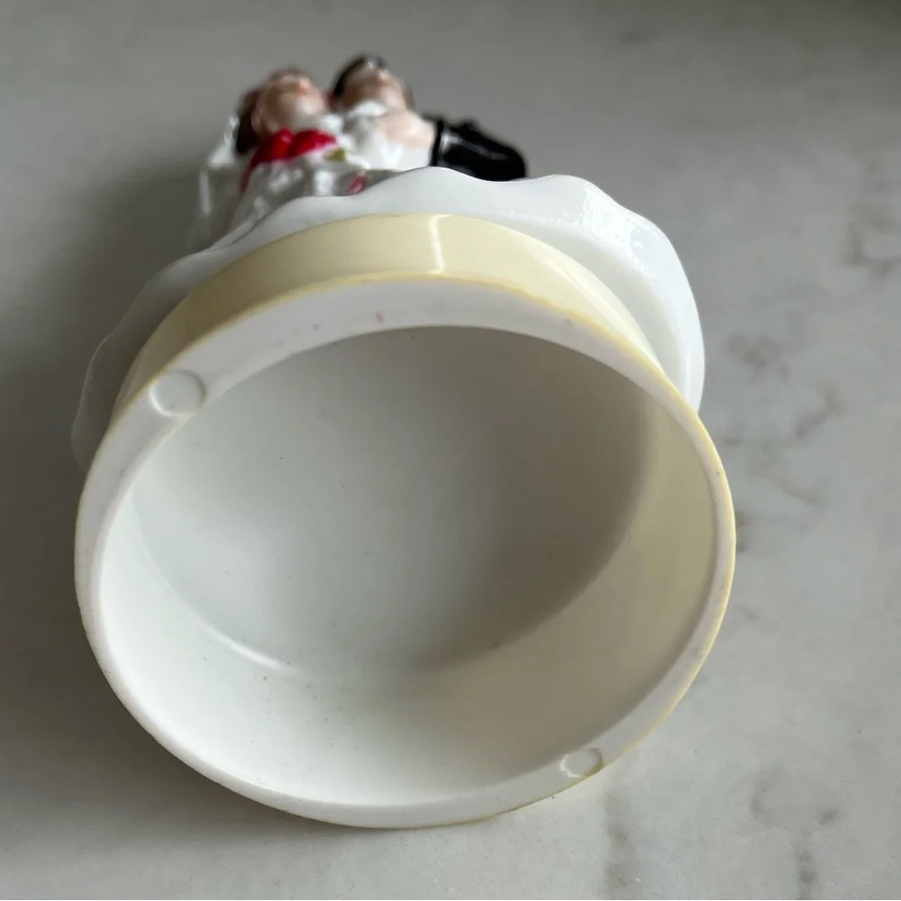Vintage Bride and Groom Wedding Cake Topper